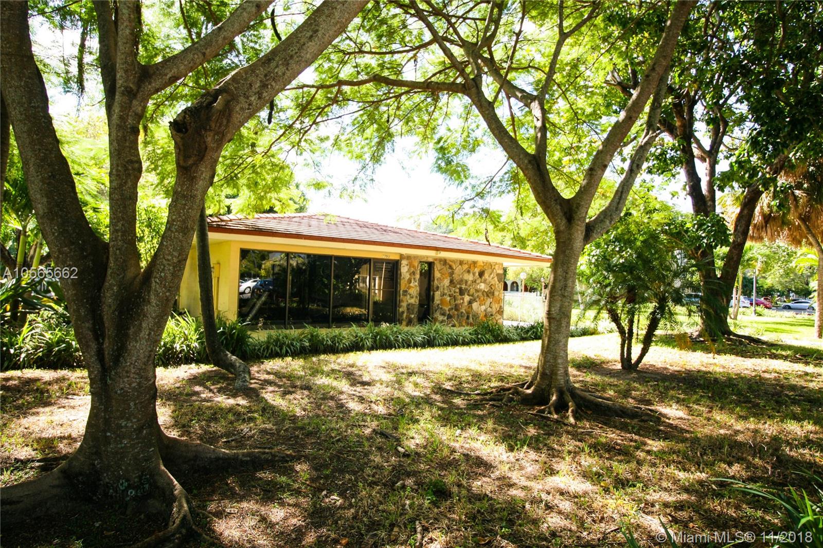 VILLAGE OF KINGS CREEK CO - Residential Lease