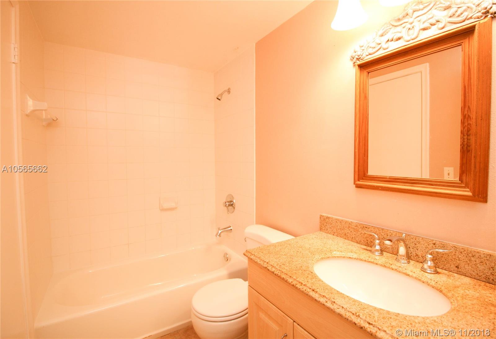 VILLAGE OF KINGS CREEK CO - Residential Lease