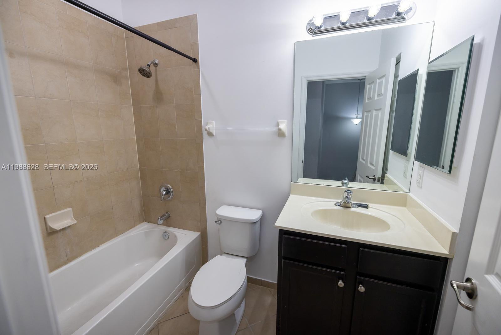 MARTINIQUE AT OASIS REPLA - Residential Lease