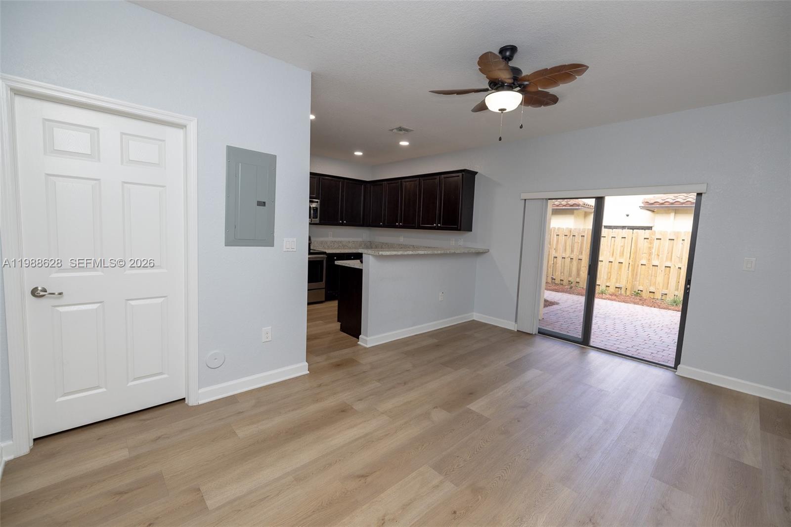 MARTINIQUE AT OASIS REPLA - Residential Lease