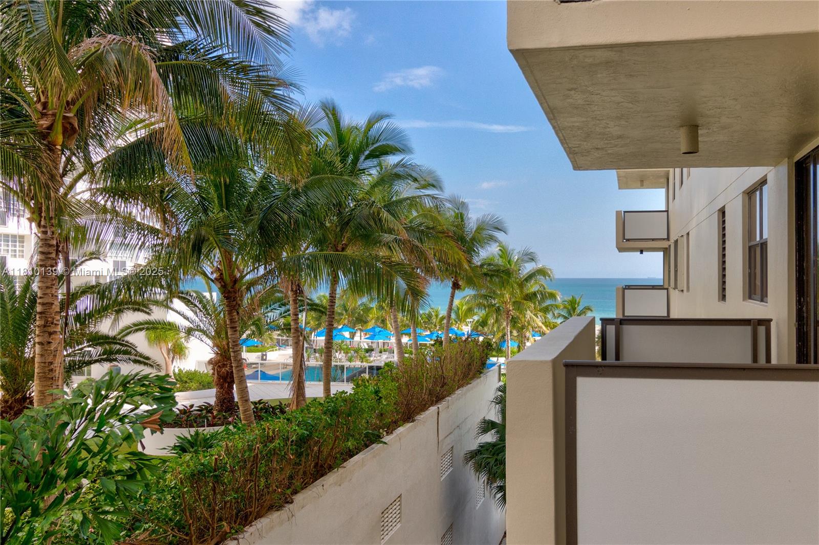 1623 Collins Ave 509