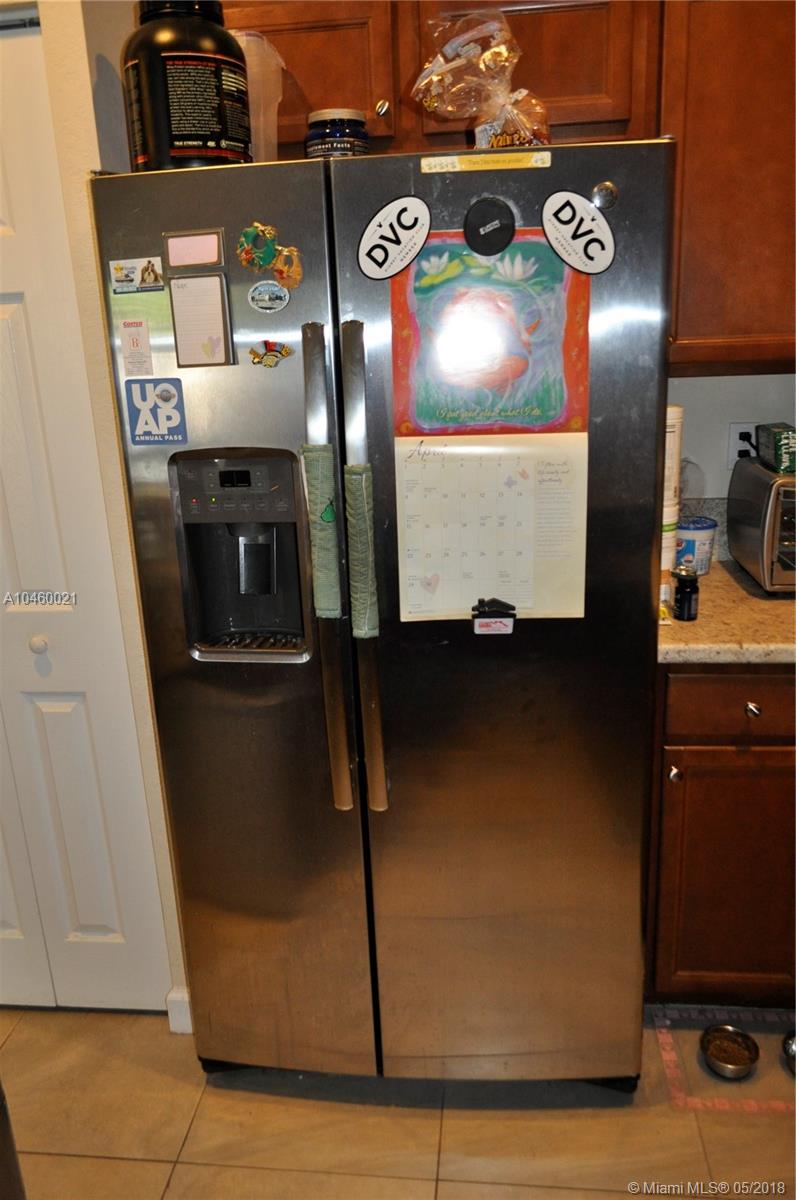 BELLAGIO VILLAS - Residential Lease