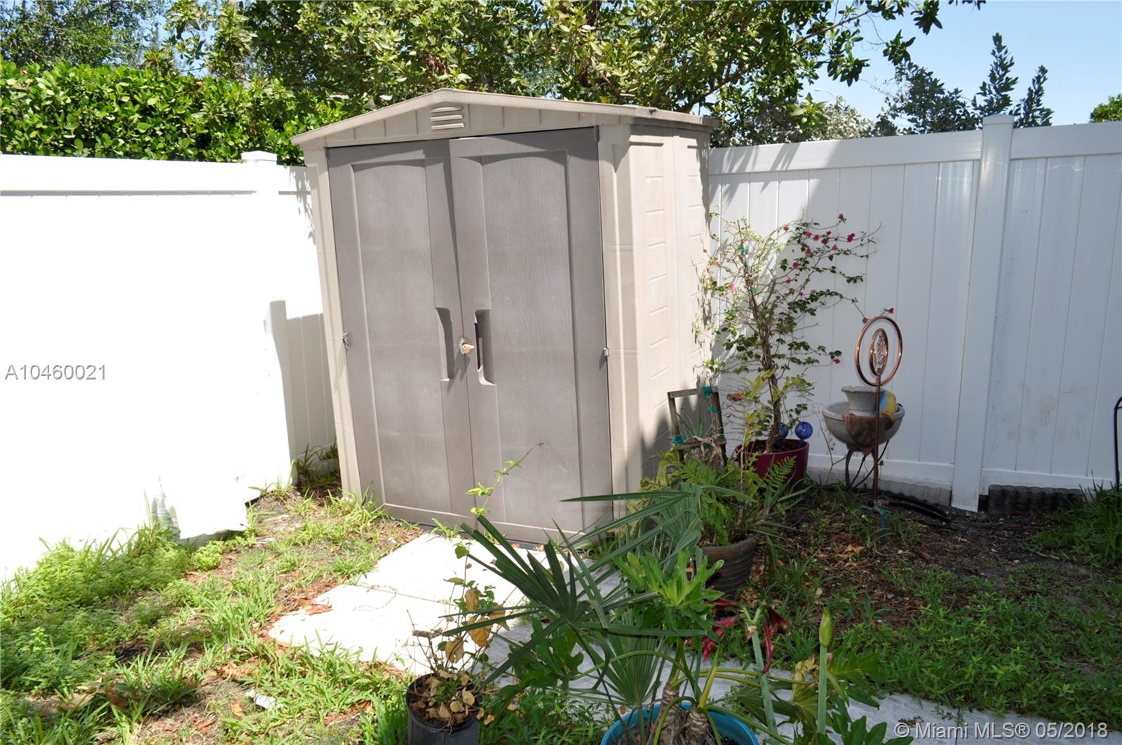 BELLAGIO VILLAS - Residential Lease