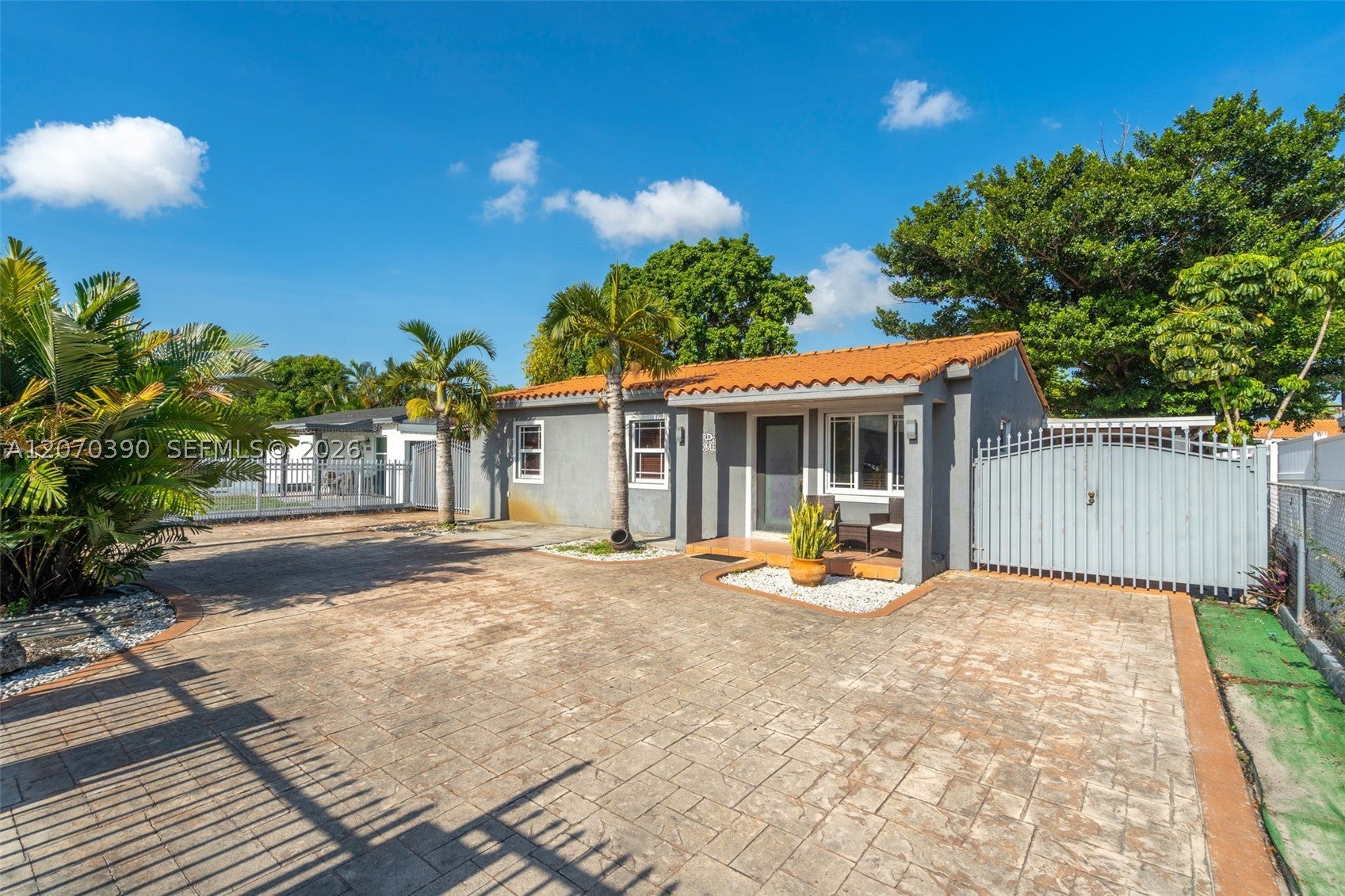 820 E 10th Ave, Hialeah FL 33010