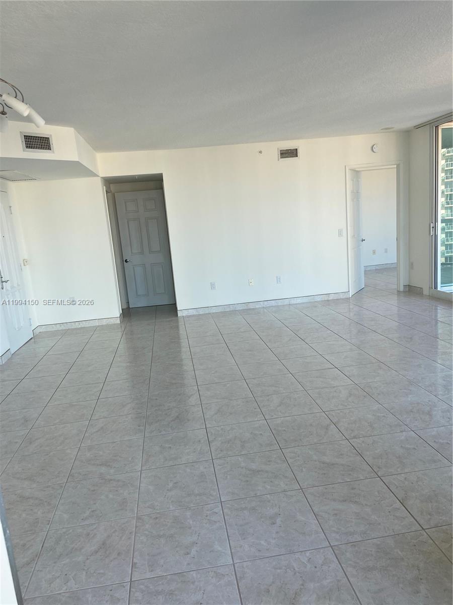 100 HIDDEN BAY CONDO - Residential Lease