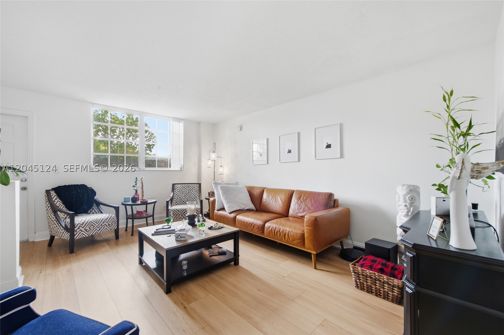 2520 N Andrews Ave 107