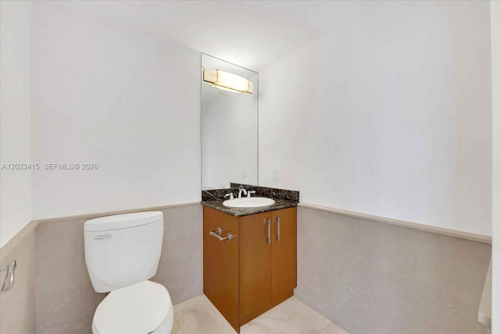 THE PINNACLE CONDO - Residential