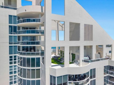 Tiny photo for 17555 Collins Ave #3204, Sunny Isles Beach, FL 33160 (MLS # A12023415)