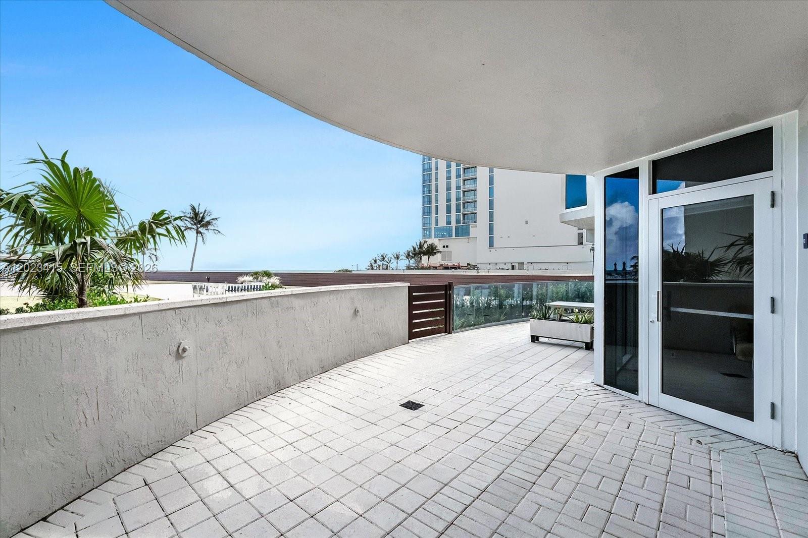 THE PINNACLE CONDO - Residential