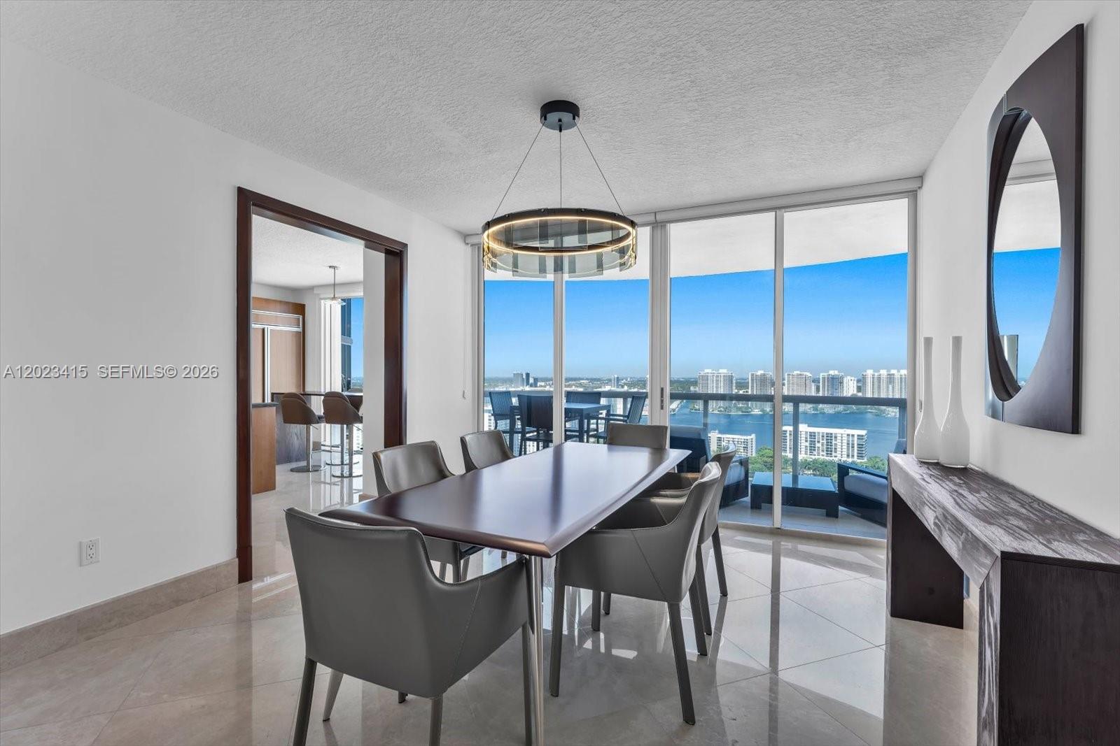 THE PINNACLE CONDO - Residential