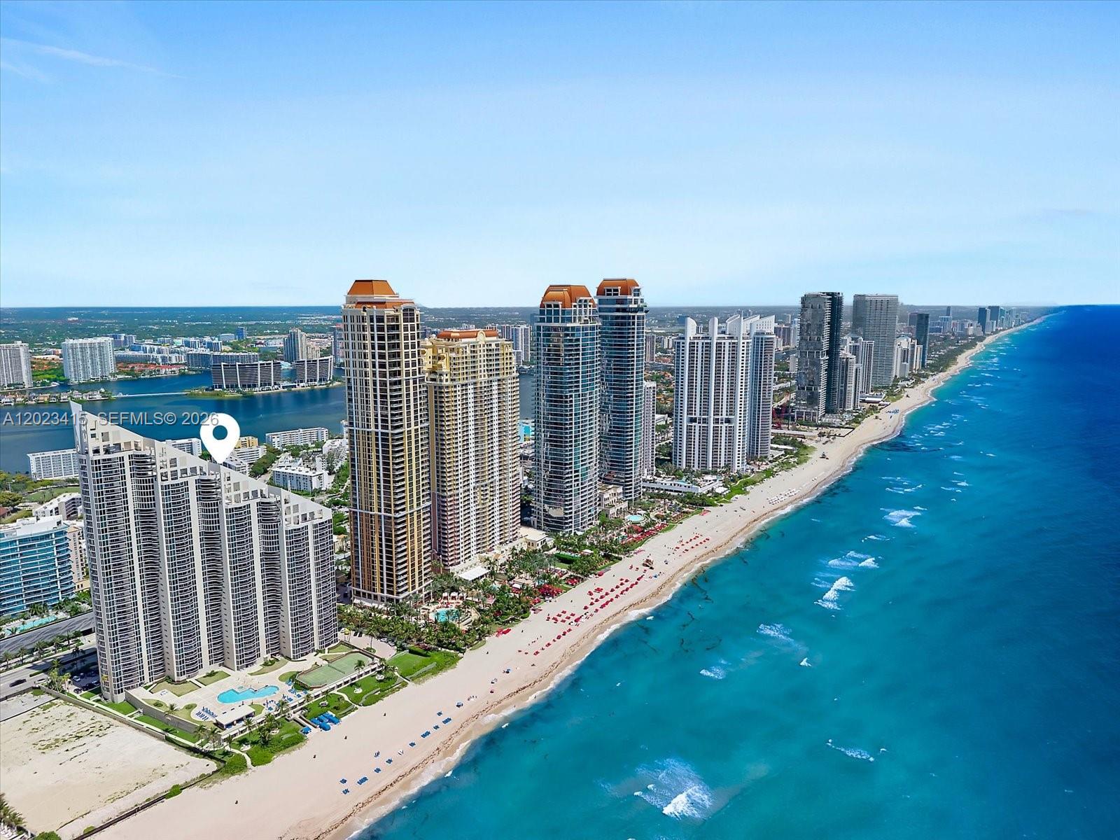 THE PINNACLE CONDO - Residential