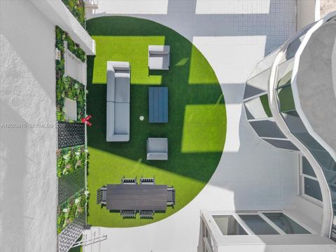 Tiny photo for 17555 Collins Ave #3204, Sunny Isles Beach, FL 33160 (MLS # A12023415)