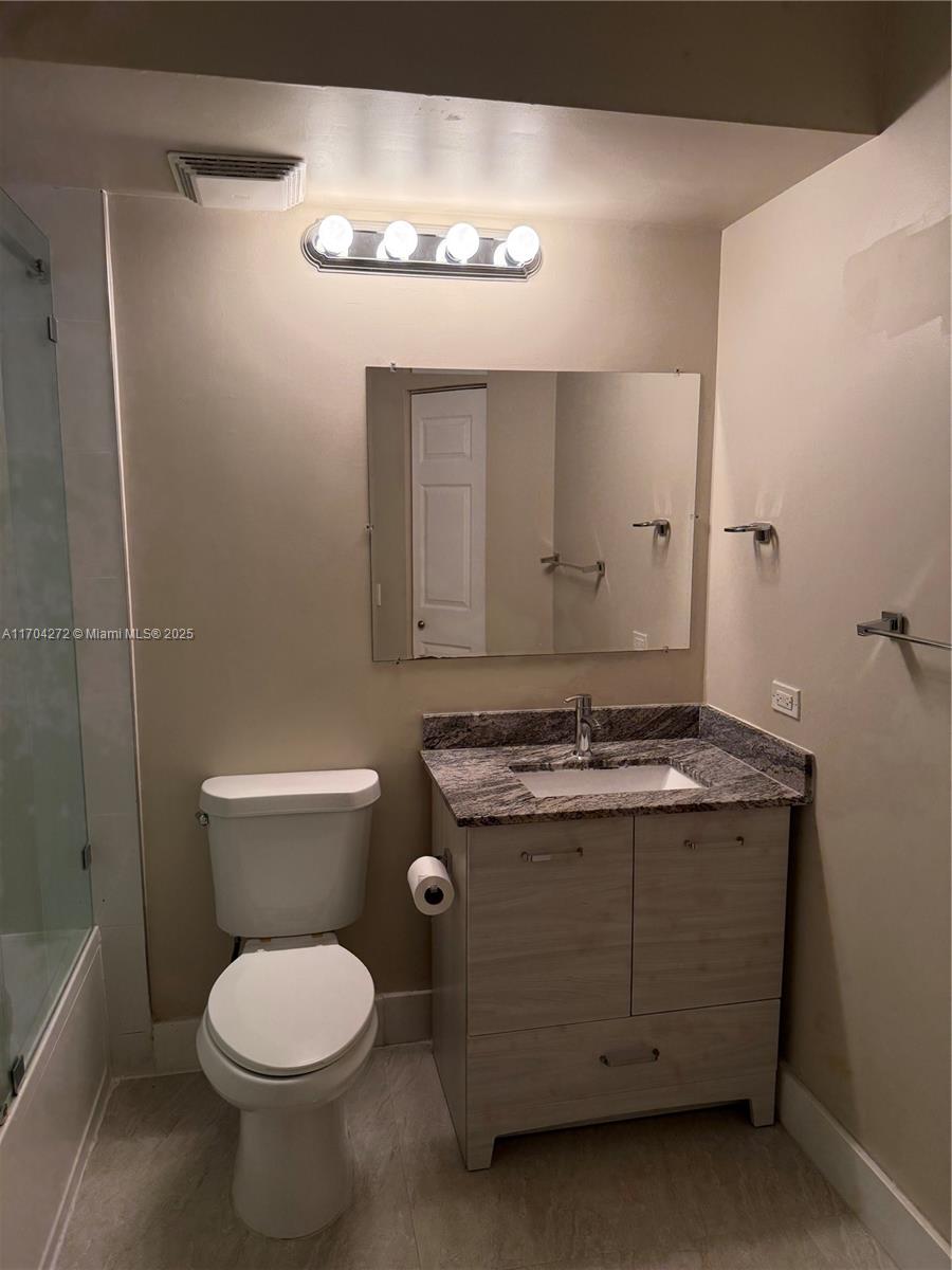 PORTO BELLAGIO CONDO - Residential
