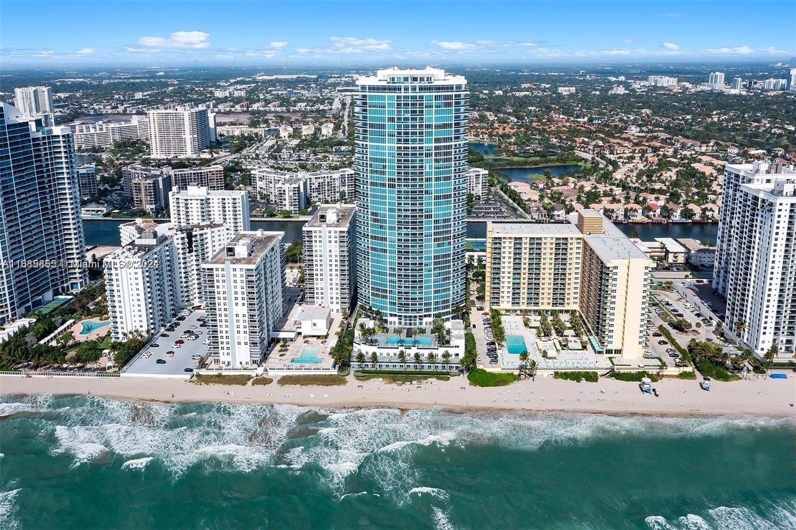 2711 S Ocean Dr 3404, Hollywood, Broward County, Florida - 3 Bedrooms  
4 Bathrooms - 