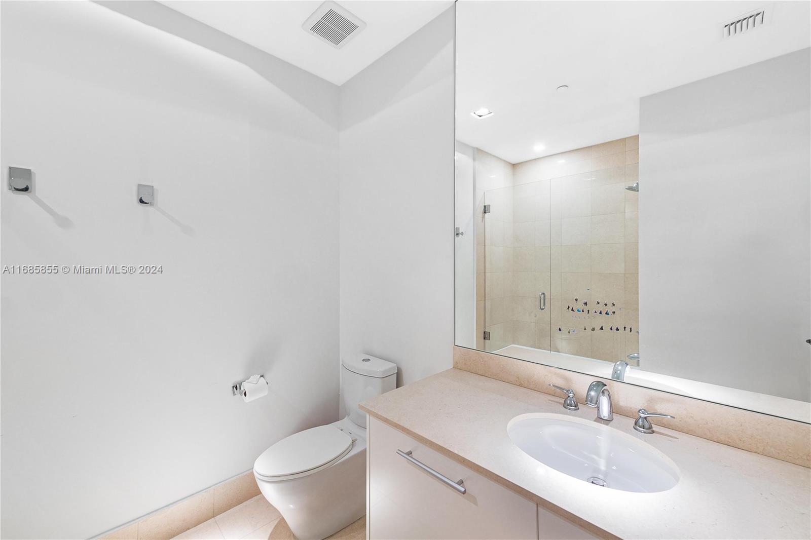 2711 HOLLYWOOD BEACH COND - Residential