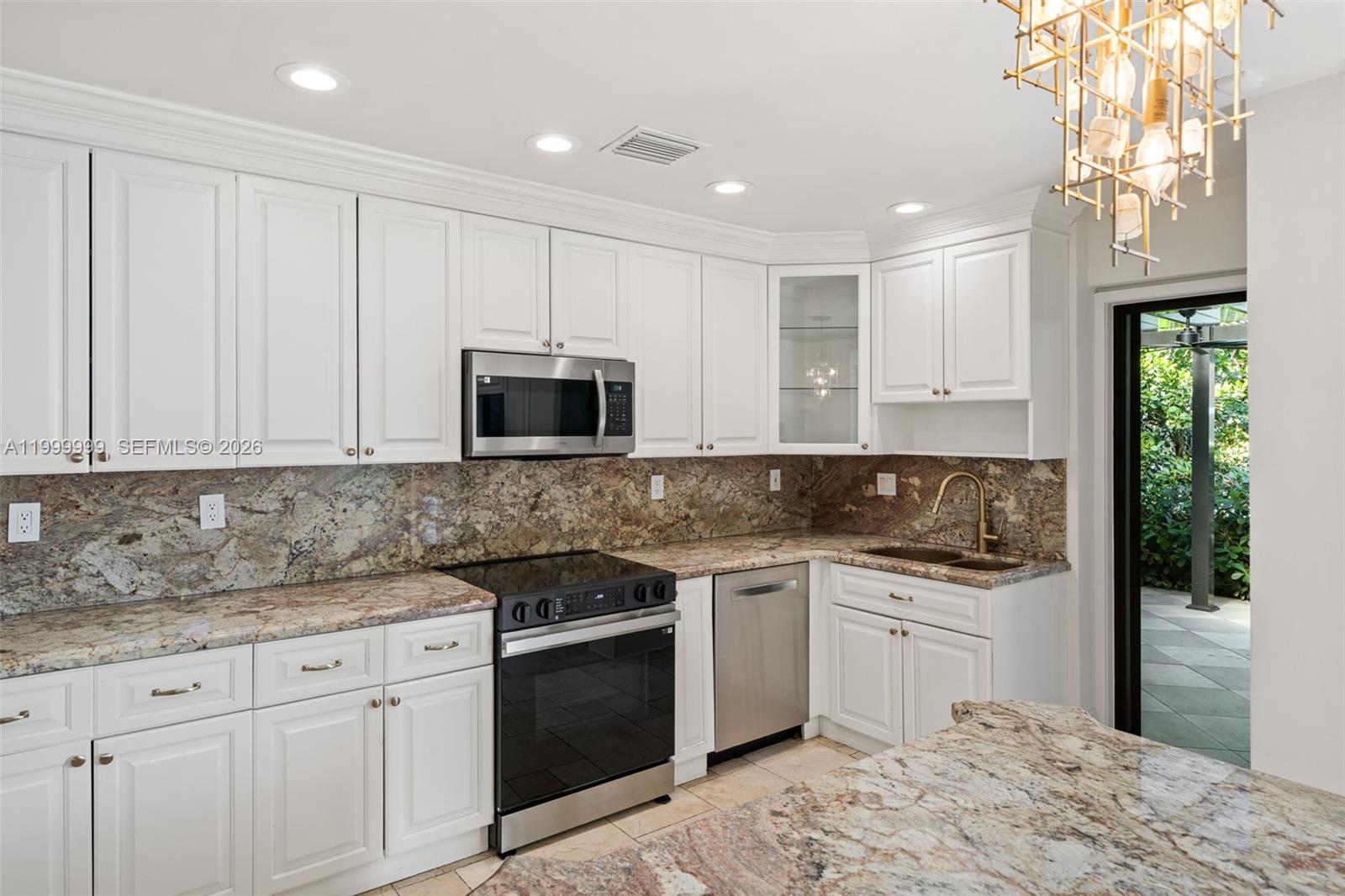 C GAB COUNTRY CLUB SEC 6 - Residential Lease