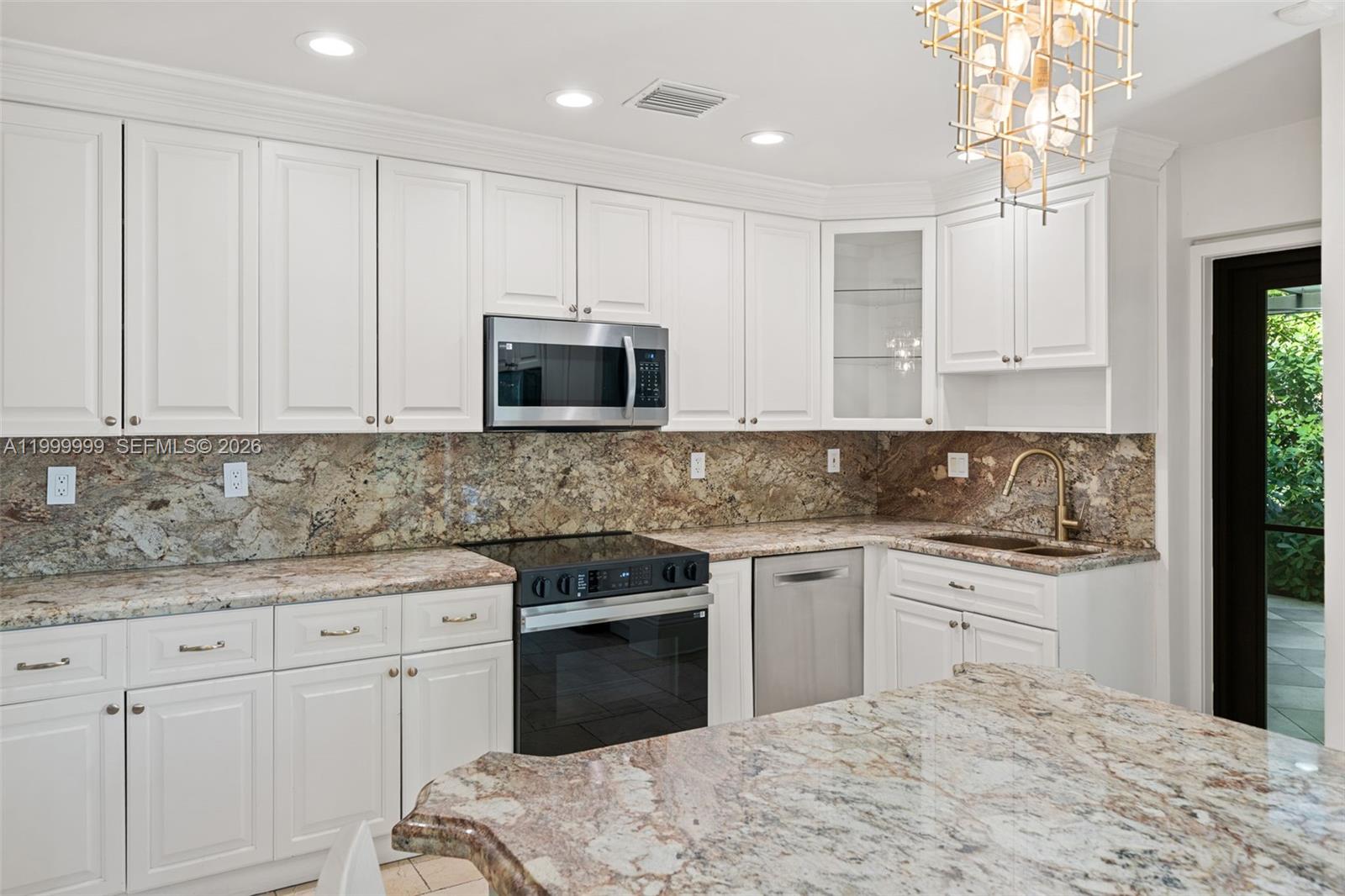 C GAB COUNTRY CLUB SEC 6 - Residential Lease