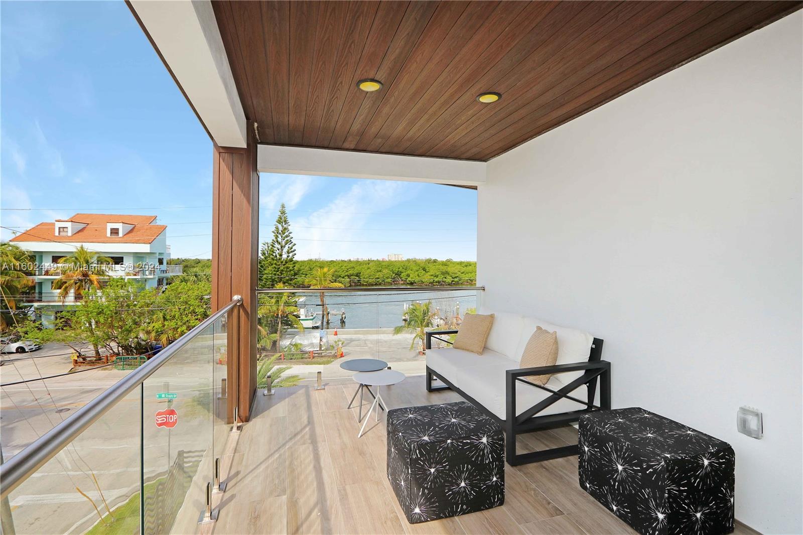 HOLLYWOOD CENTRAL BEACH - Residential