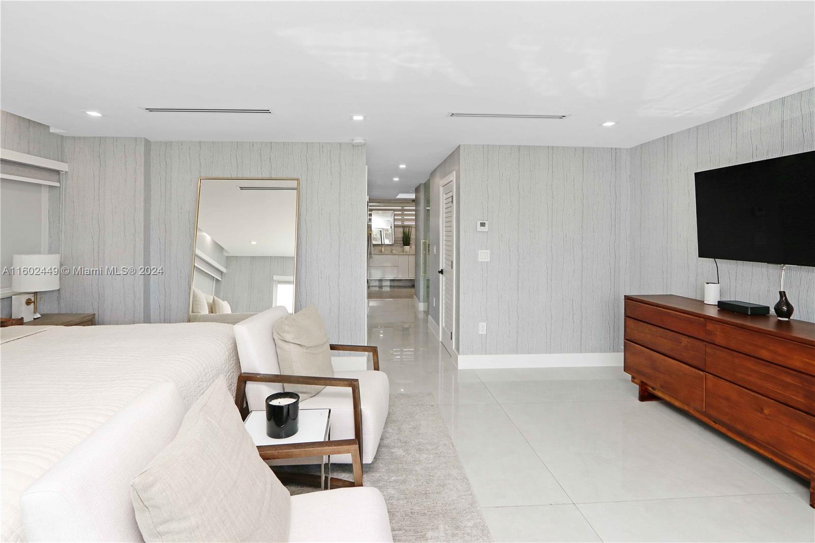 HOLLYWOOD CENTRAL BEACH - Residential