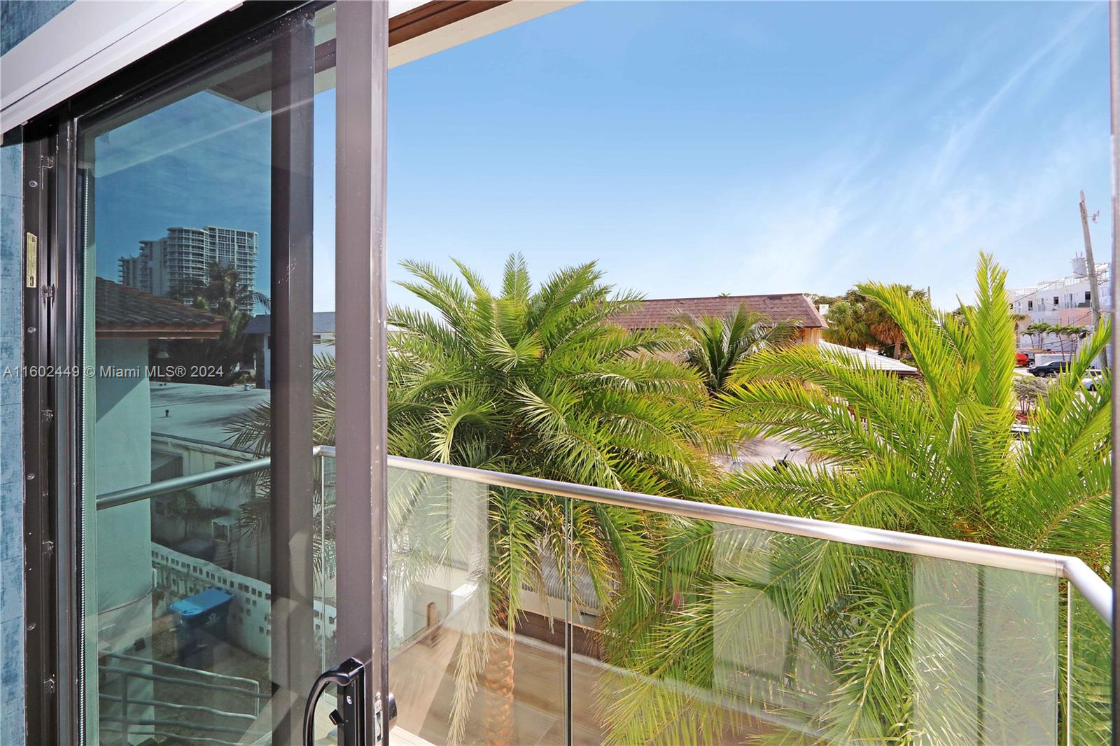 HOLLYWOOD CENTRAL BEACH - Residential