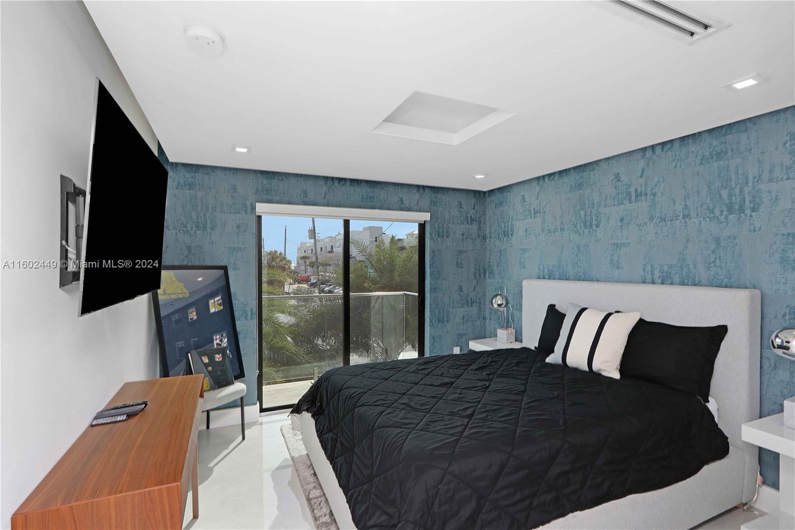 HOLLYWOOD CENTRAL BEACH - Residential