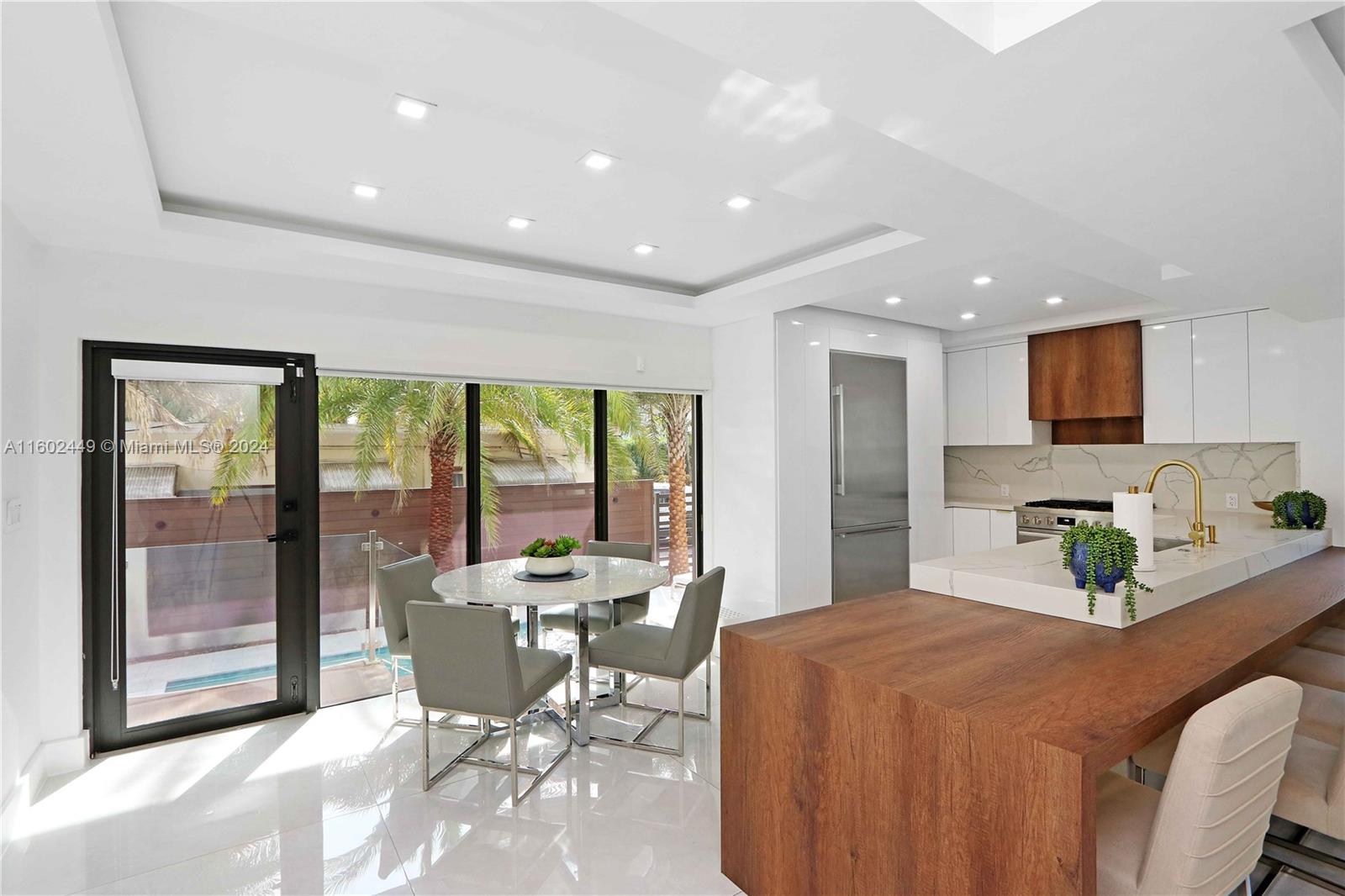 HOLLYWOOD CENTRAL BEACH - Residential