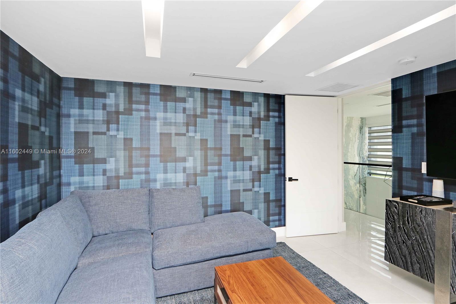 HOLLYWOOD CENTRAL BEACH - Residential