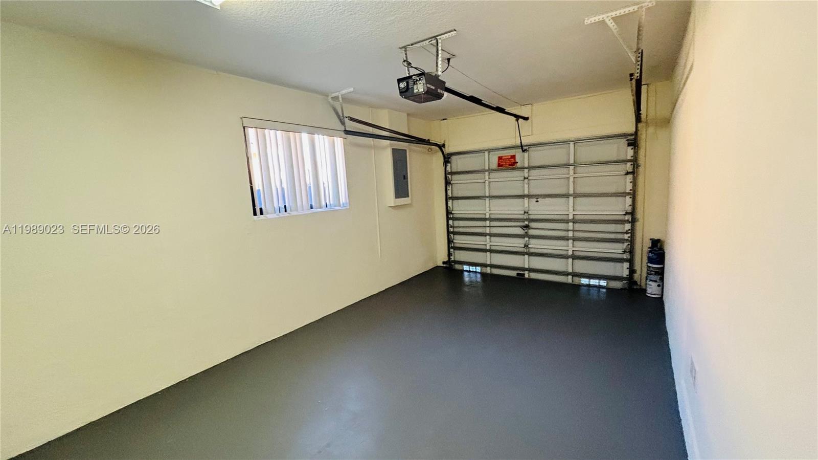 FOREST LAKES ESTATES SEC - Residential Lease