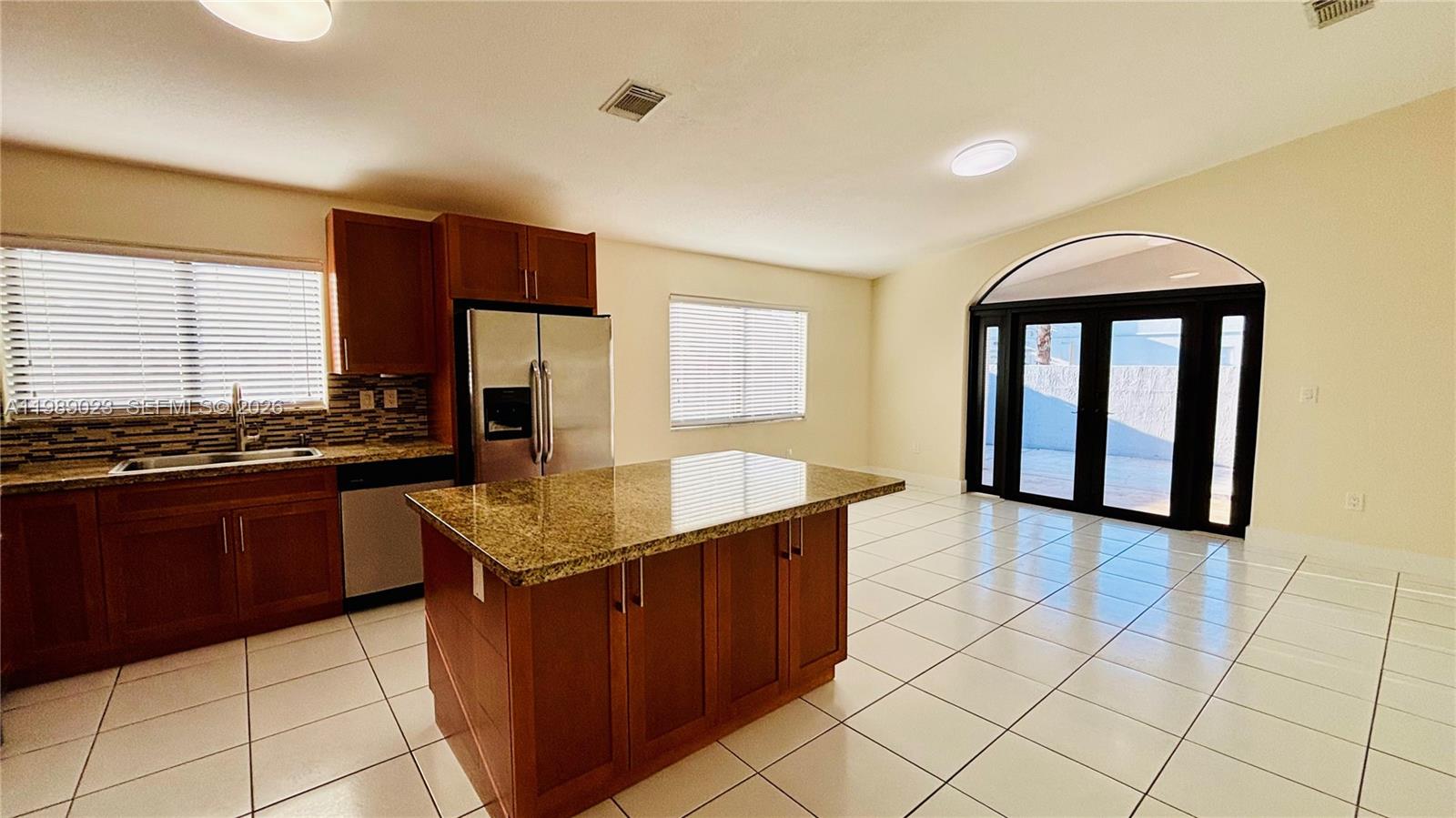 FOREST LAKES ESTATES SEC - Residential Lease