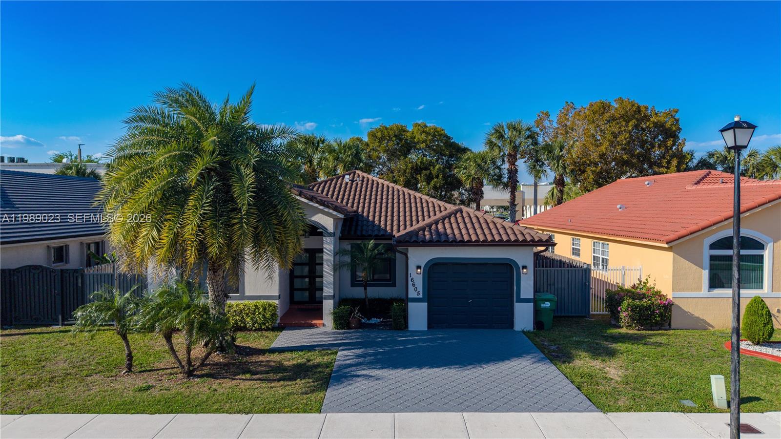 FOREST LAKES ESTATES SEC - Residential Lease