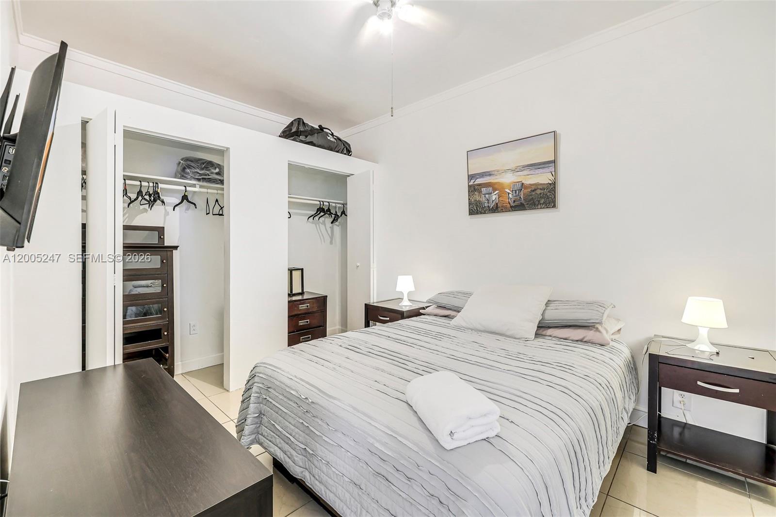 BISCAYNE PARK ESTATES - Residential Income