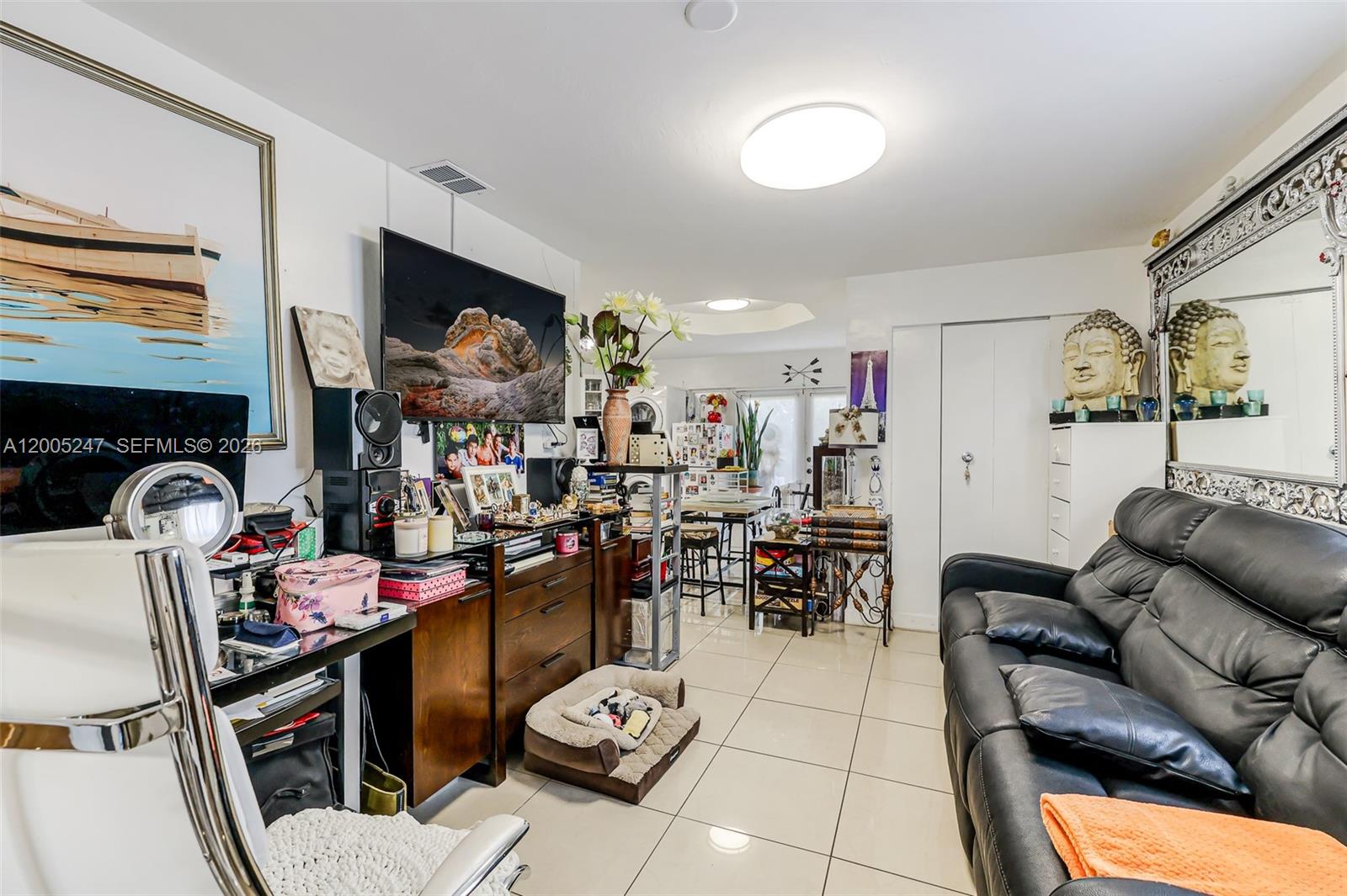 BISCAYNE PARK ESTATES - Residential Income