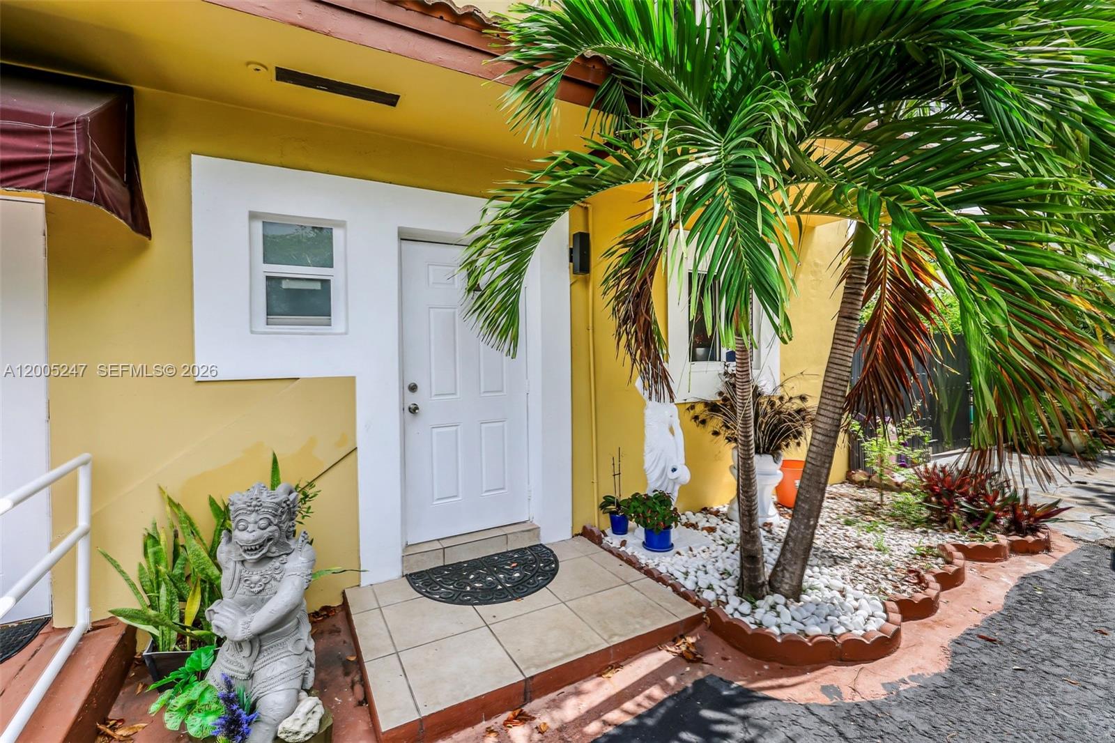 BISCAYNE PARK ESTATES - Residential Income
