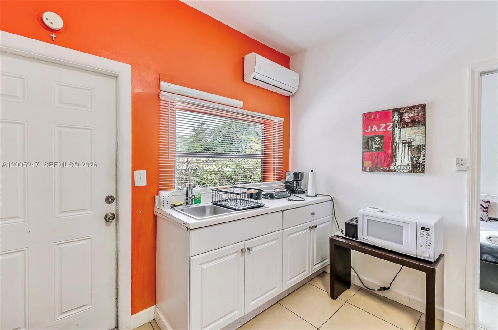 BISCAYNE PARK ESTATES - Residential Income