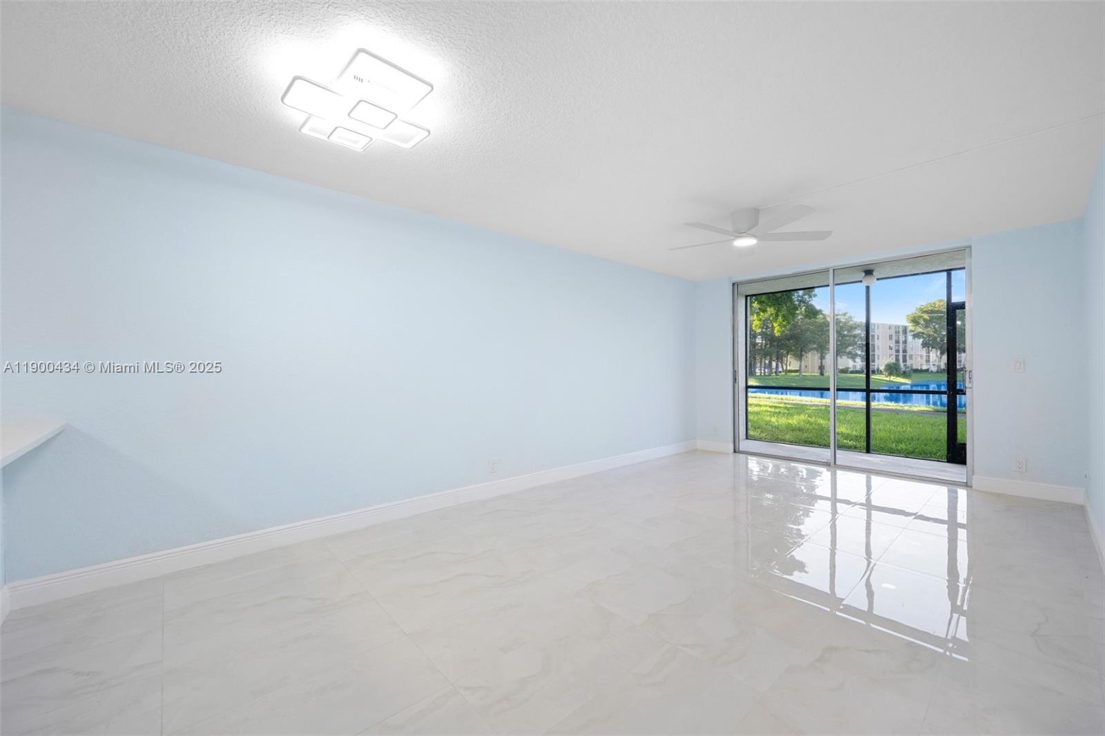 CASCADES OF LAUDERHILL - Residential Lease