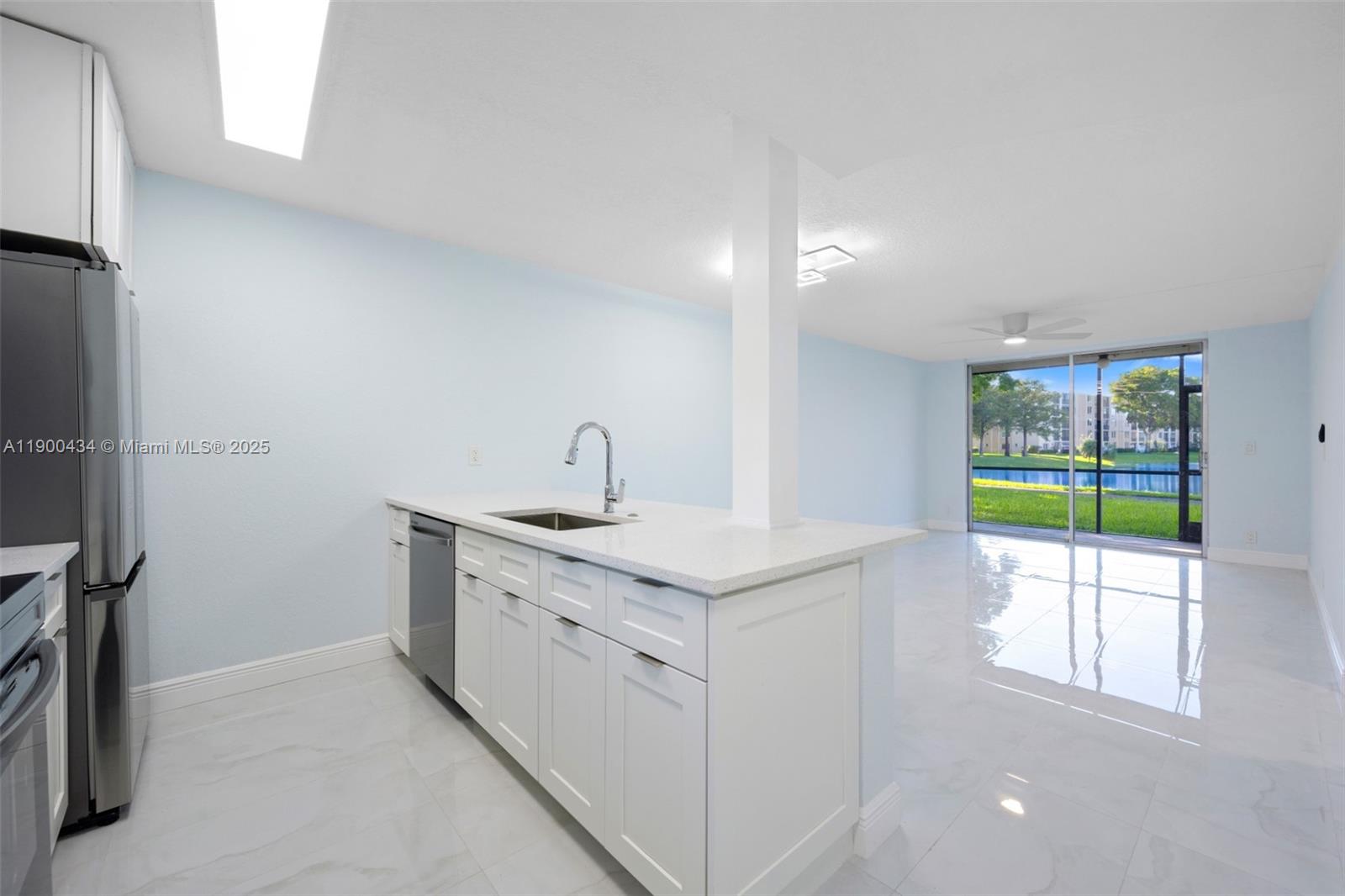 Beautifully updated 1-bedroom, 1-bath condo in the heart of Lauderhill! This bright and spacious unit features a modern kitchen with stainless steel appliances, quartz countertops, and sleek cabinetry. Enjoy a comfortable open layout, renovated bathroom, and stylish finishes throughout. The community offers a pool, clubhouse, and well-maintained common areas. Conveniently located near shopping, dining, and major highways. Move-in ready — easy to show!
CALL CAMILA FOR SHOWINGS 305-339-0328 LOCKBOX CALL