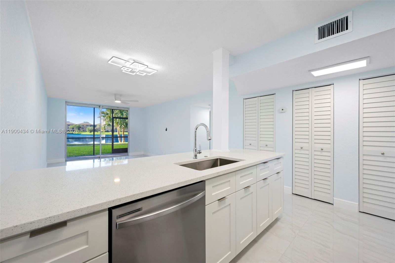 CASCADES OF LAUDERHILL - Residential Lease