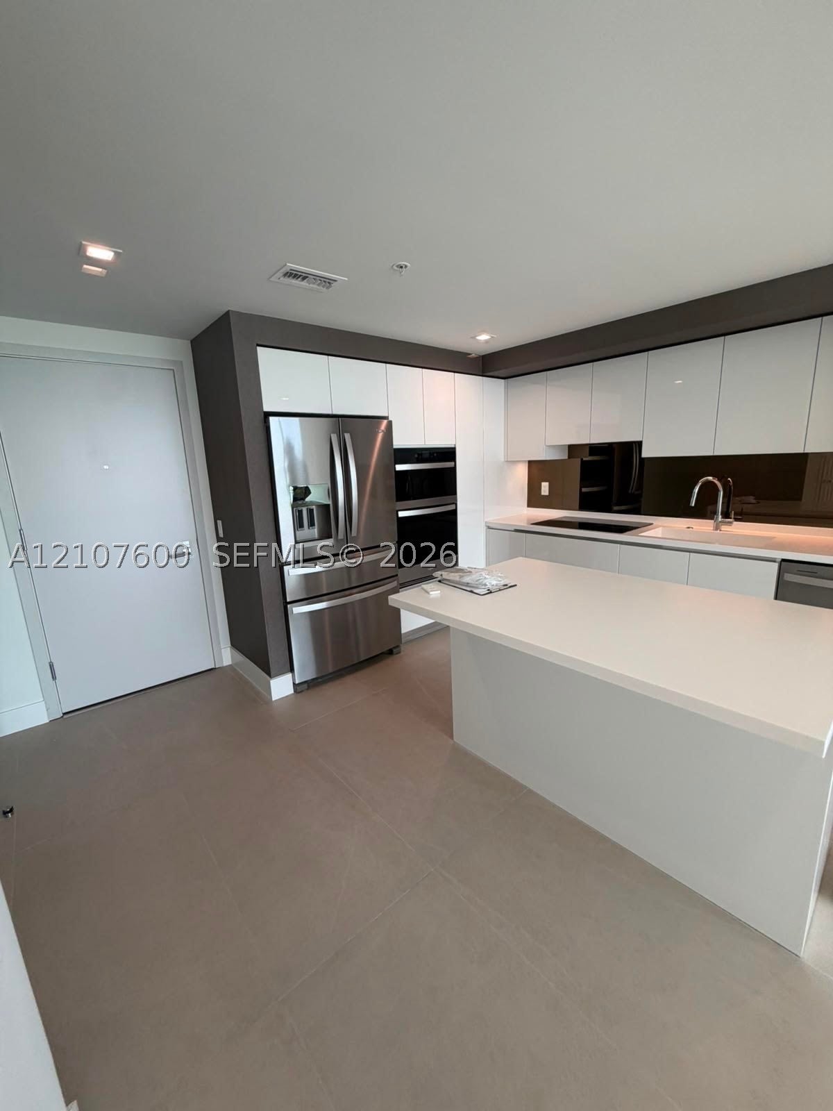 1170 E Hallandale Beach Blvd 2409