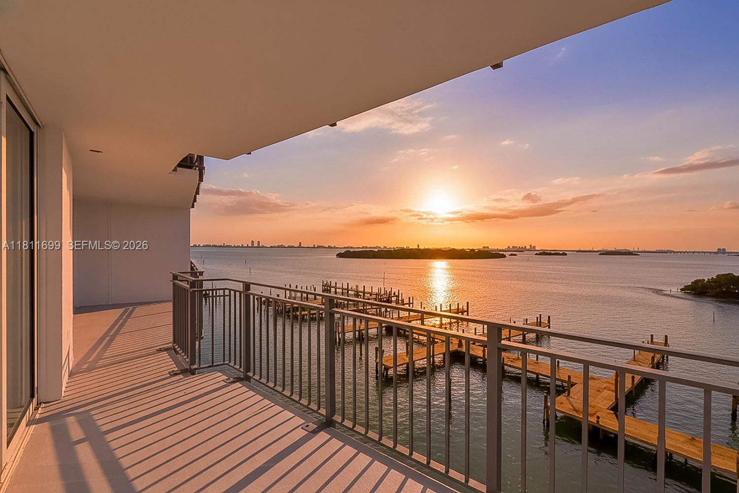 PALM BAY CONDOMINIUM - Residential