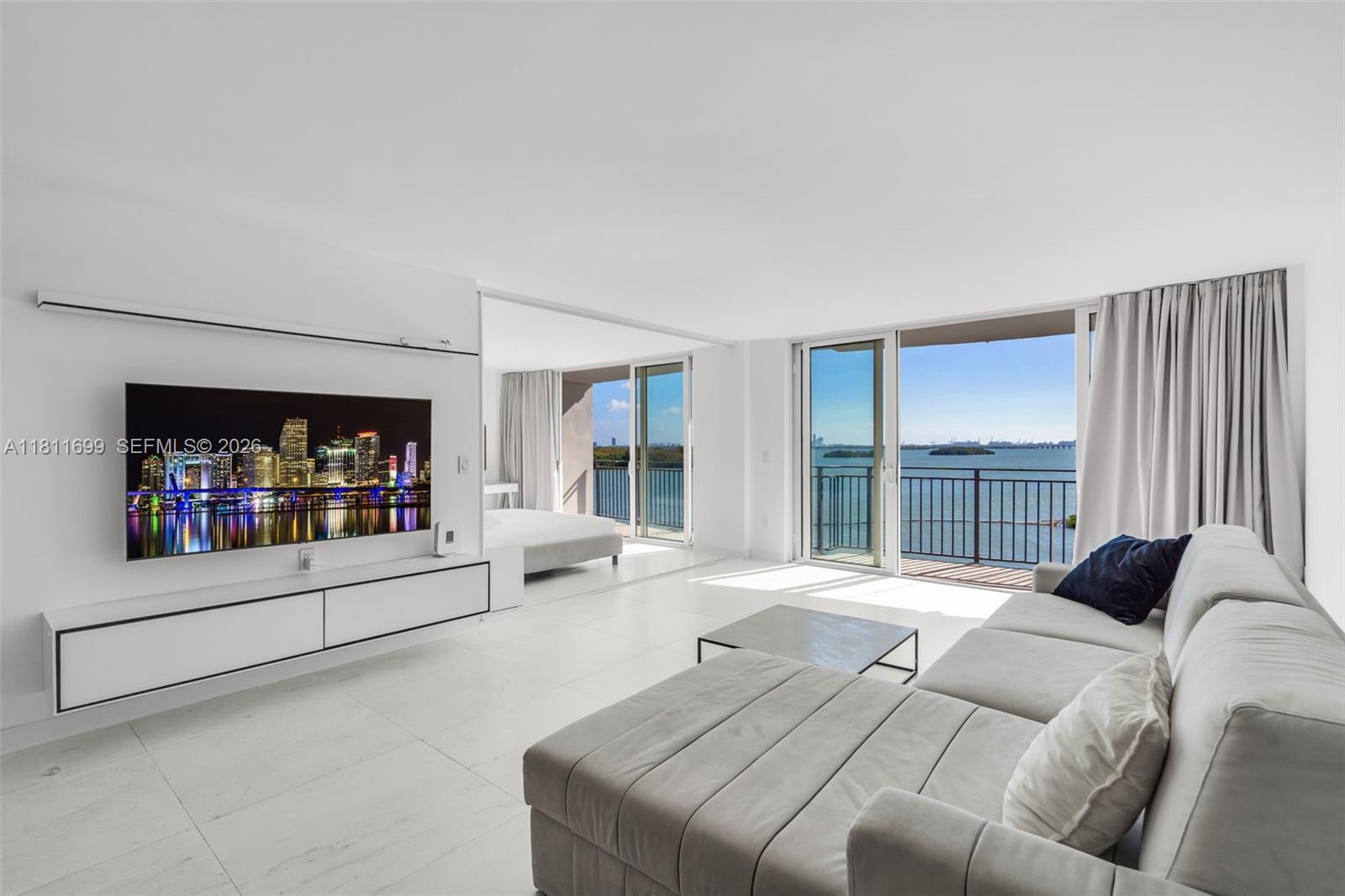 PALM BAY CONDOMINIUM - Residential