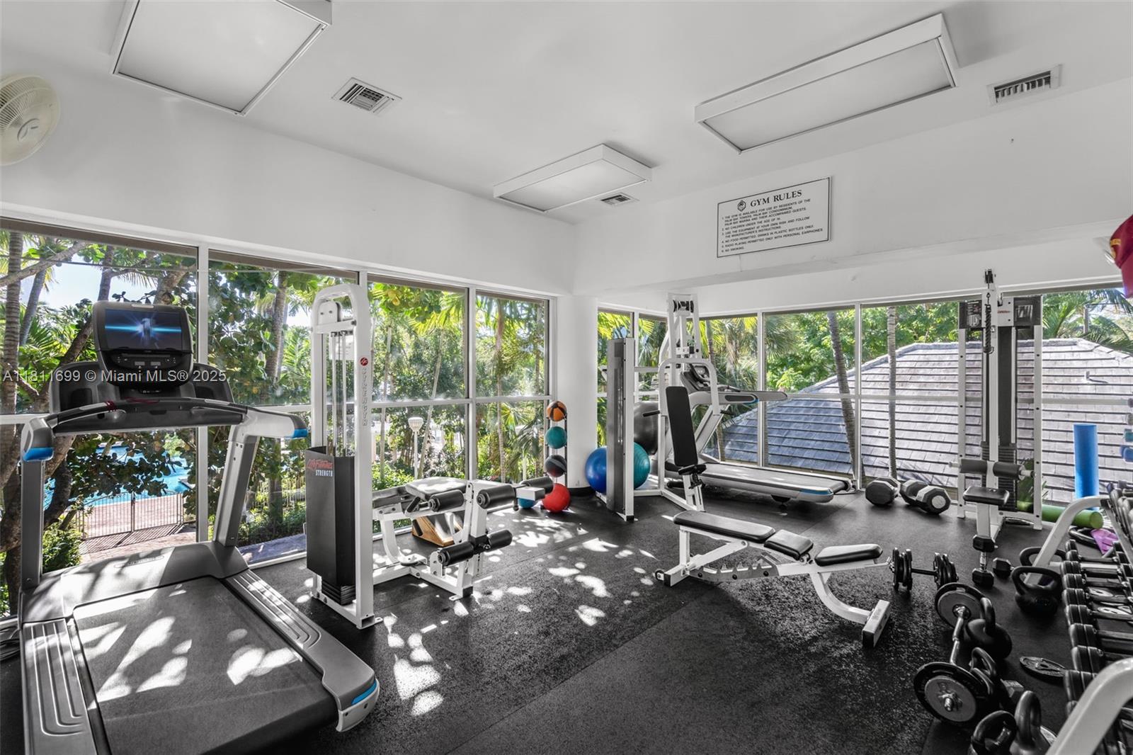 PALM BAY CONDOMINIUM - Residential