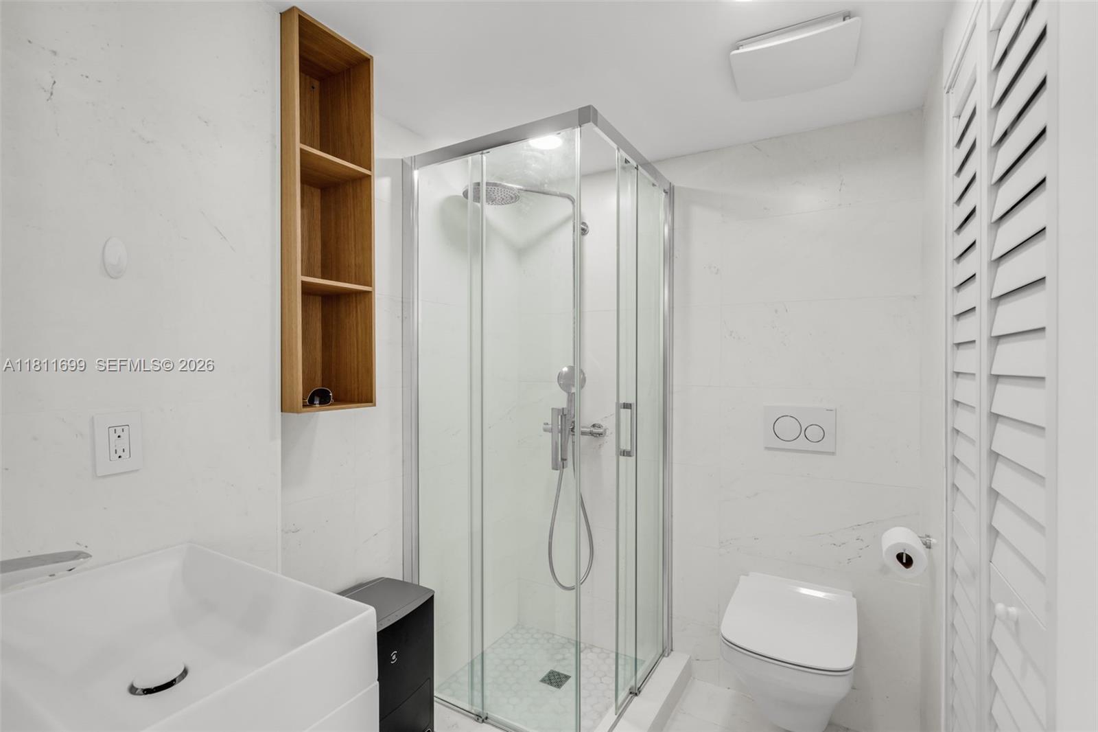 PALM BAY CONDOMINIUM - Residential