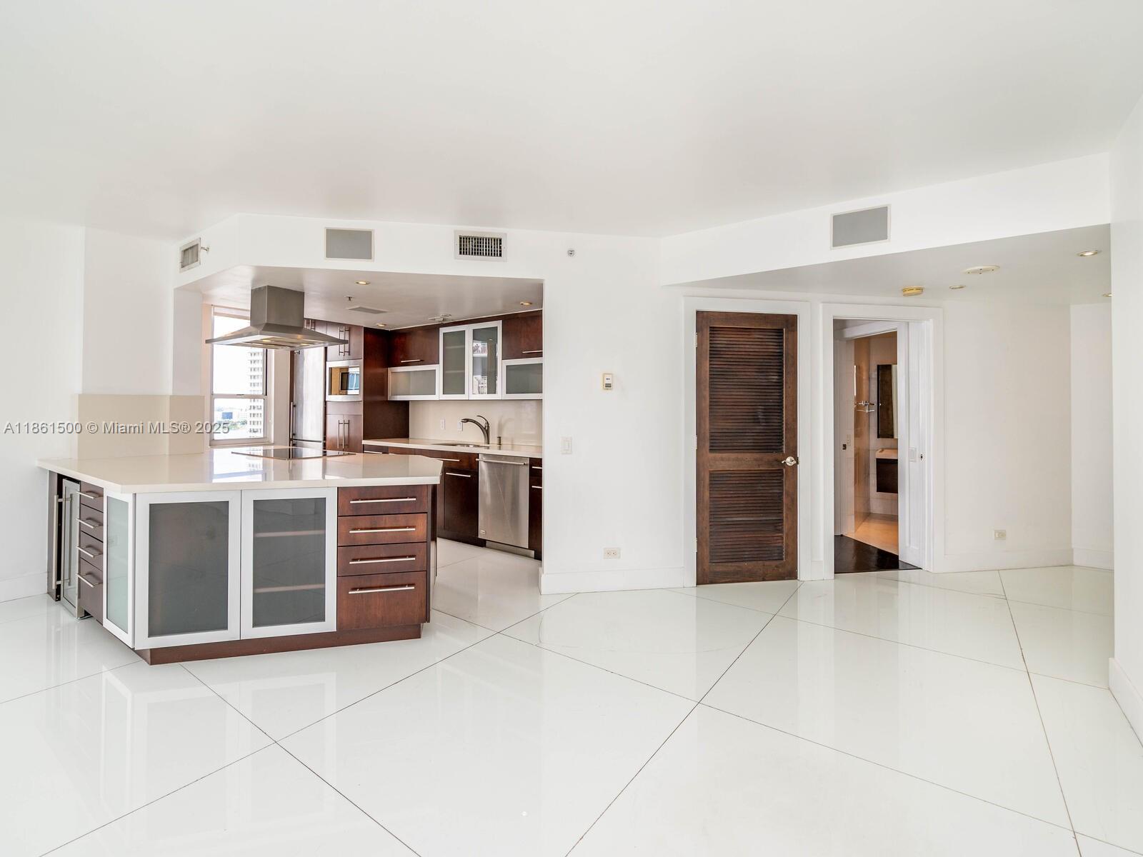 701 Brickell Key Blvd 1504