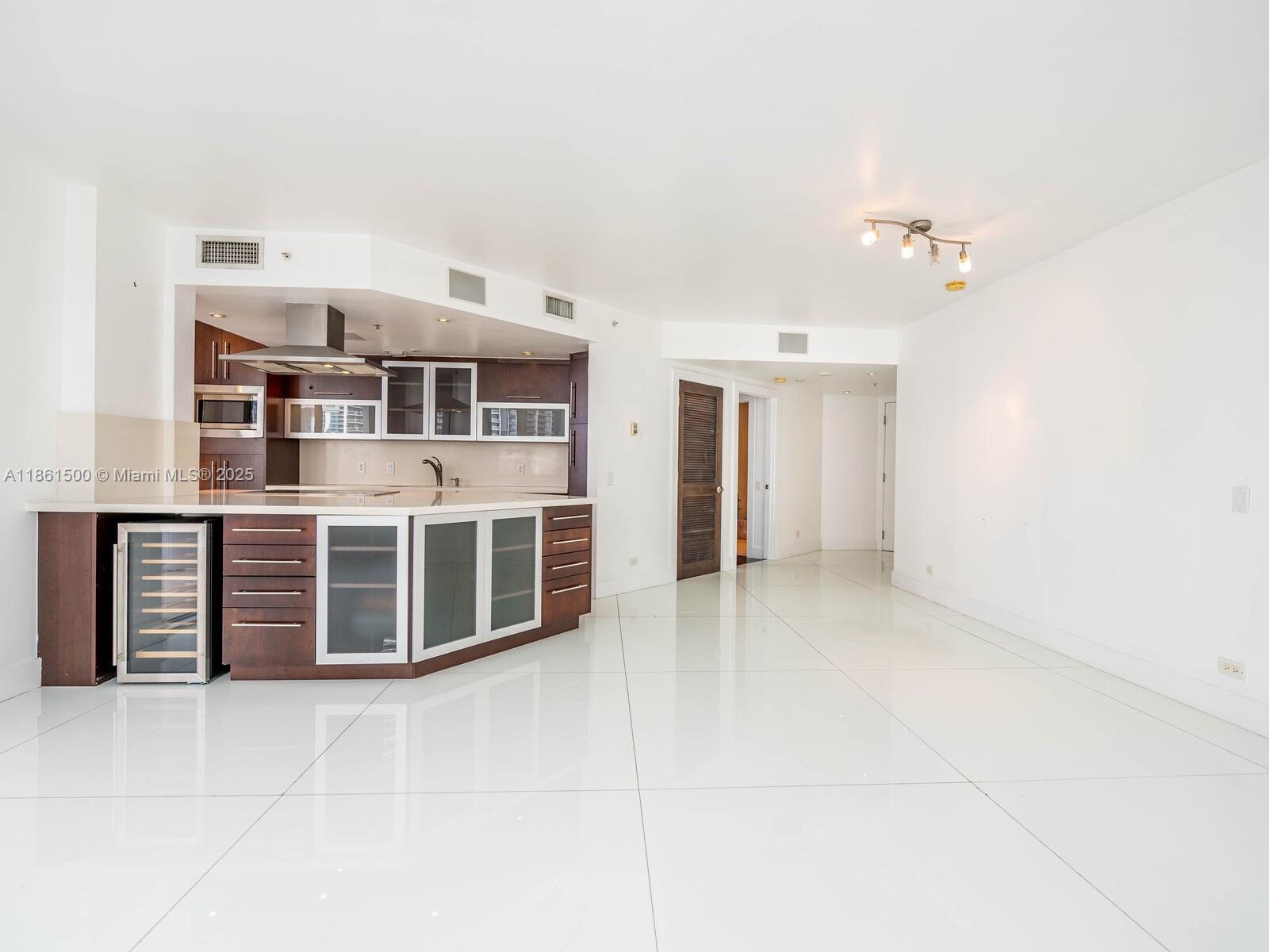 701 Brickell Key Blvd 1504