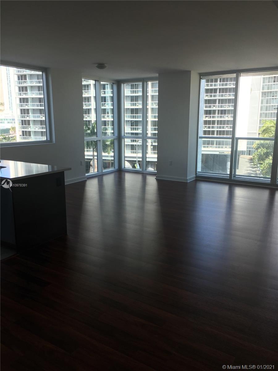 500 BRICKELL EAST CONDO - Residential
