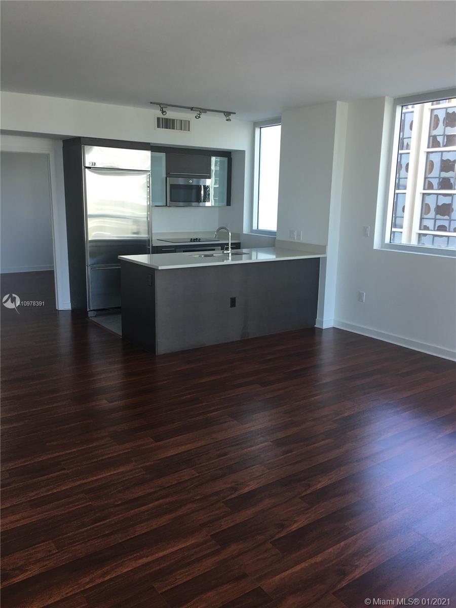 500 BRICKELL EAST CONDO - Residential
