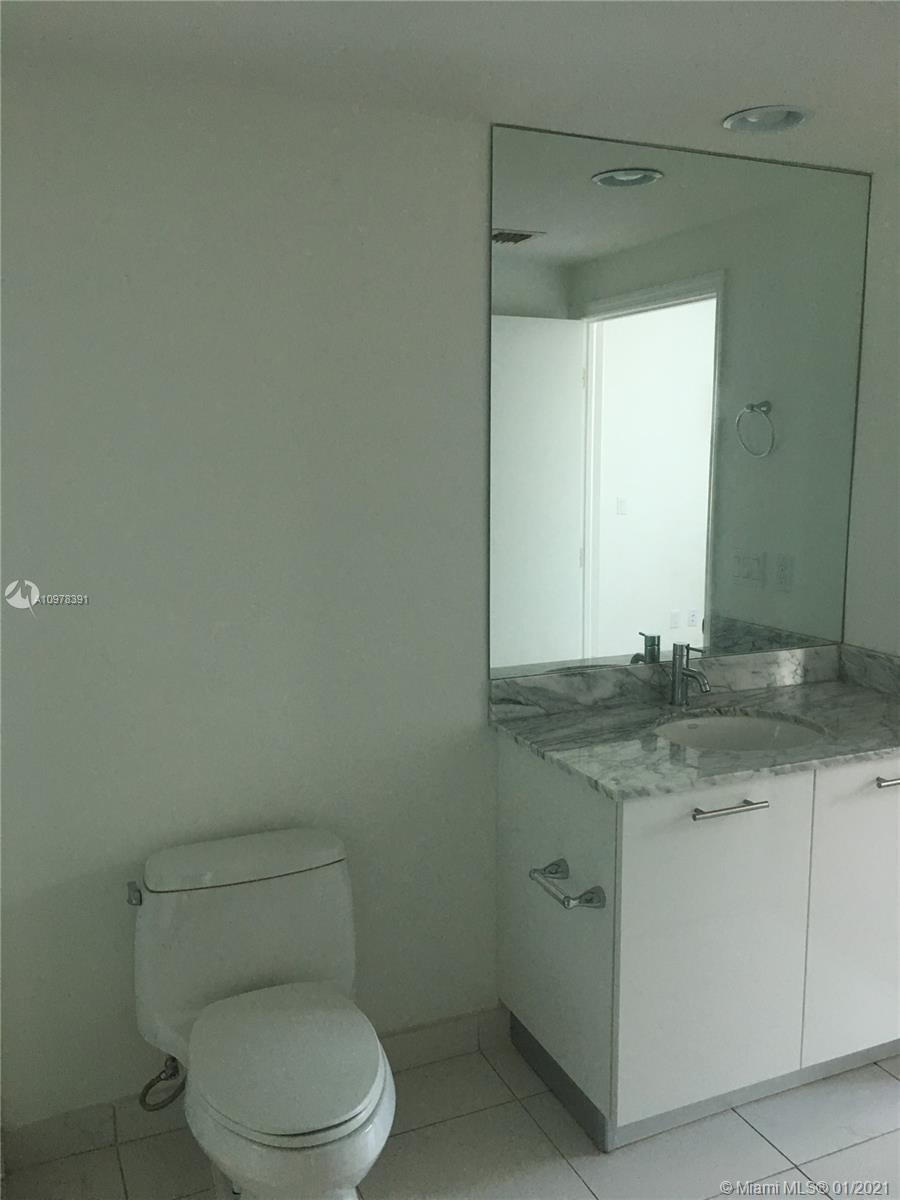 500 BRICKELL EAST CONDO - Residential