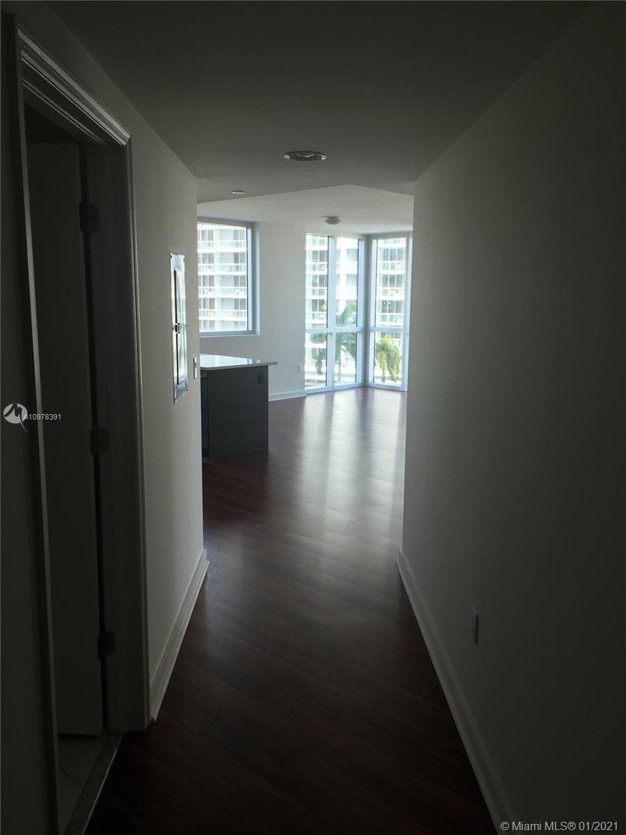 500 BRICKELL EAST CONDO - Residential