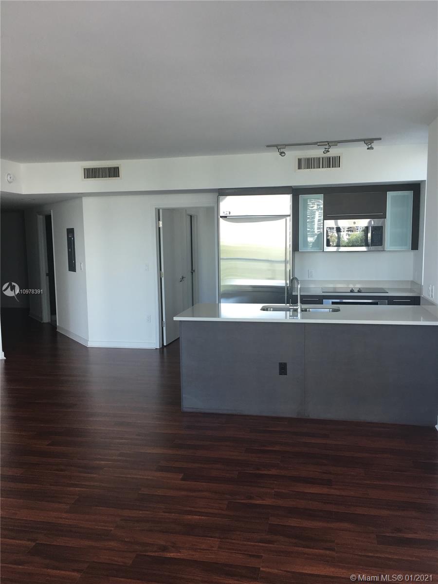 500 BRICKELL EAST CONDO - Residential