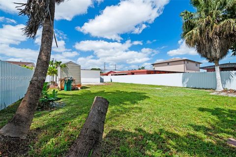 Tiny photo for 7120 SW 21st St, Miami, FL 33155 (MLS # A12005440)